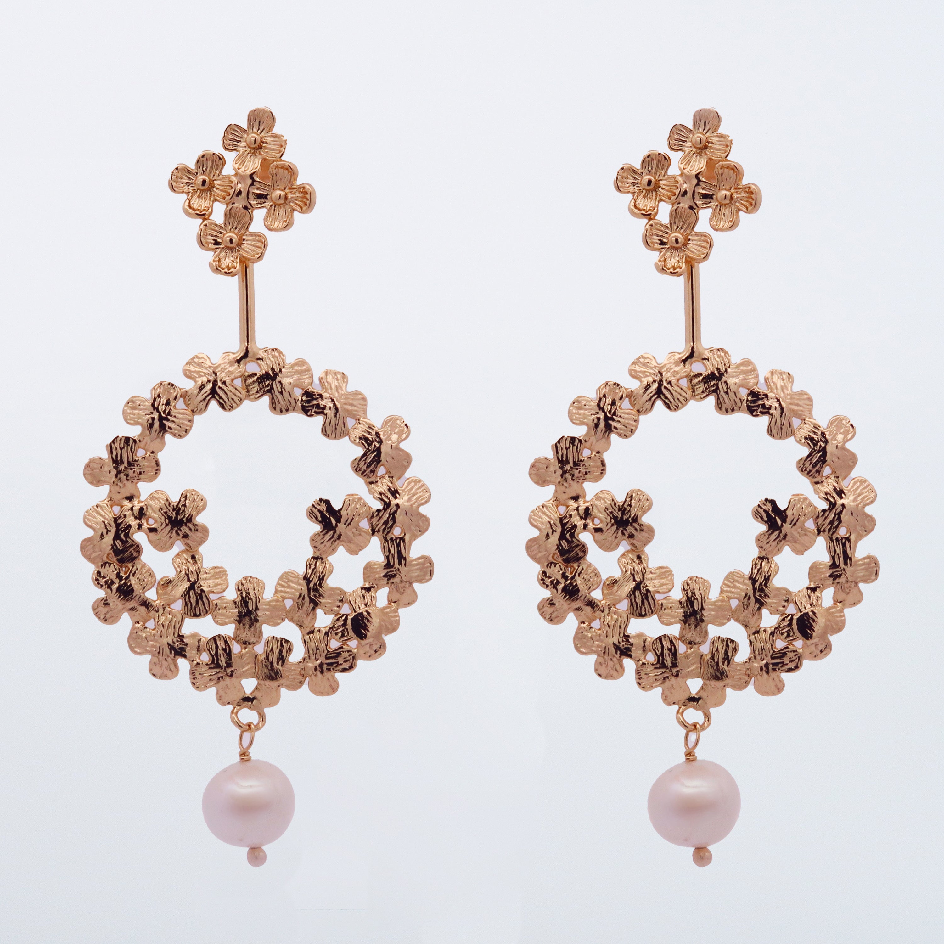 Single Hanging pearl Brazilian design Earring