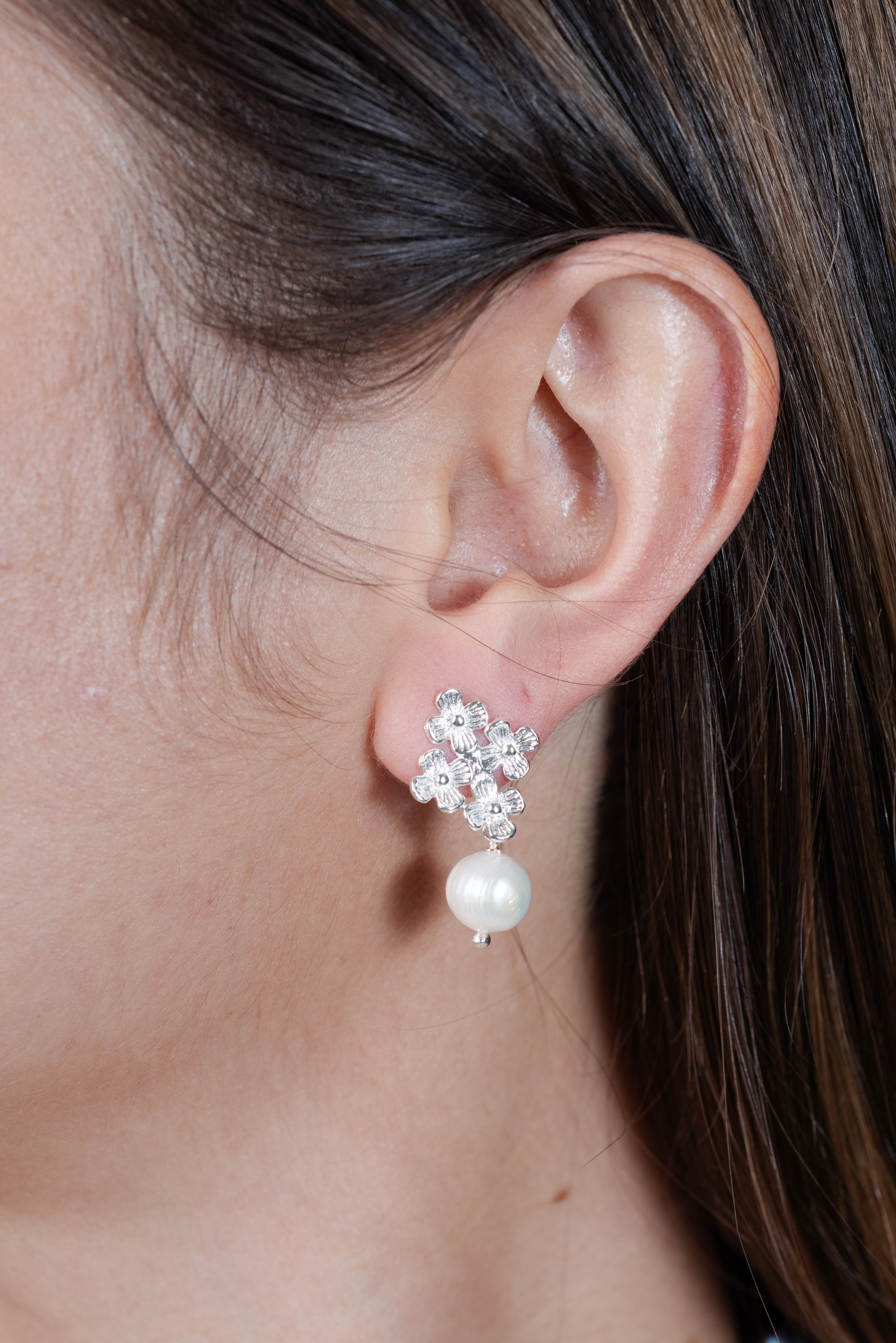 Silver flower cluster small